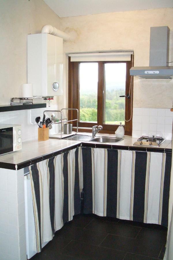 Casas Do Campo Apartment Monfero Luaran gambar